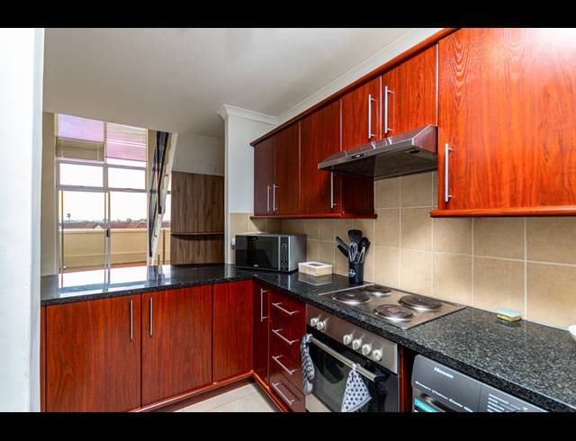2 BEDROOM APARTMENT TO LET IN CENTURY CITY